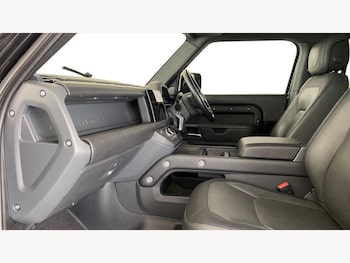 Used Land Rover Defender 2023 for sale - 78470521: Photo