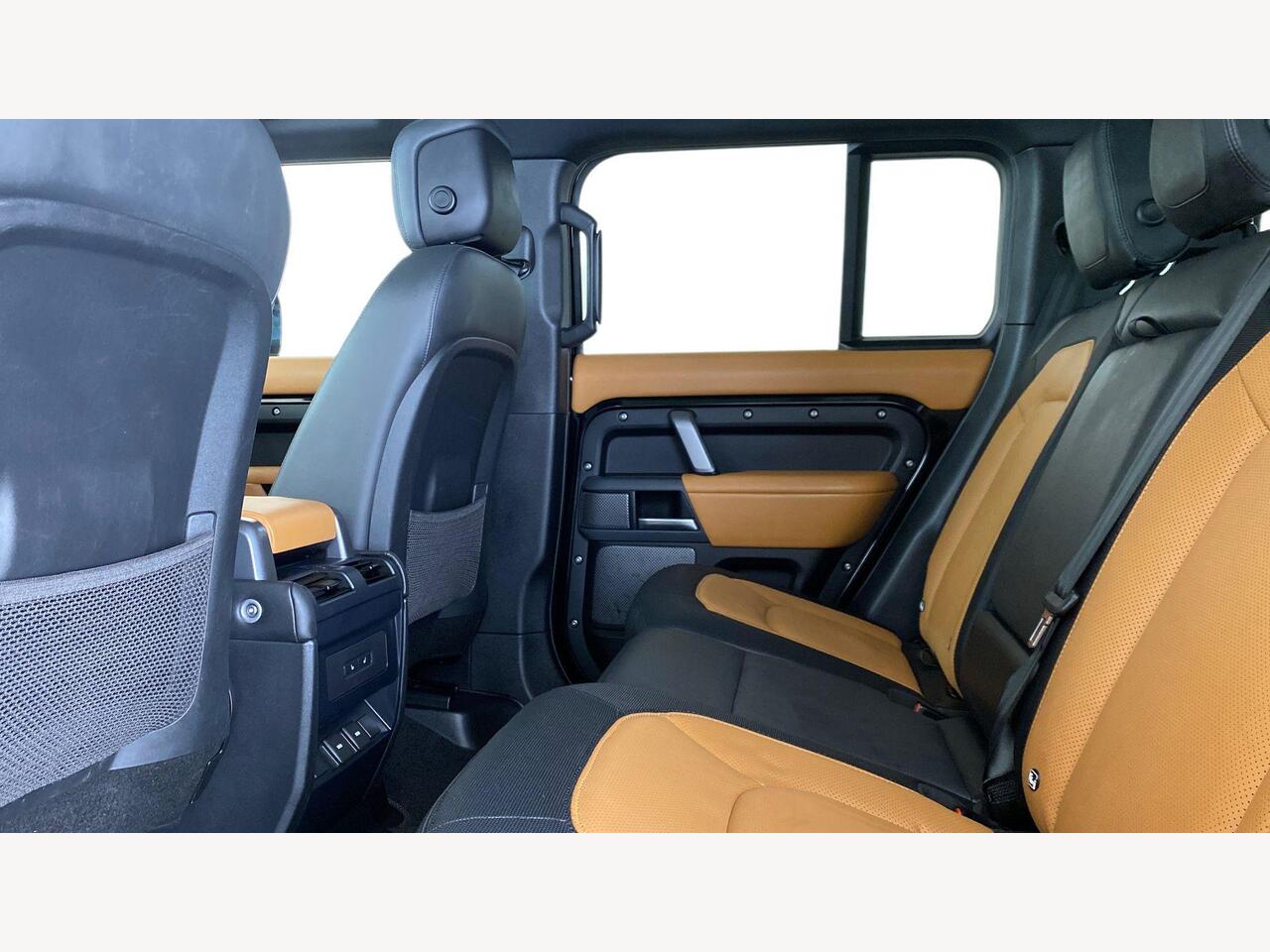 Used Land Rover Defender 2023 for sale - 76676822: Photo 5
