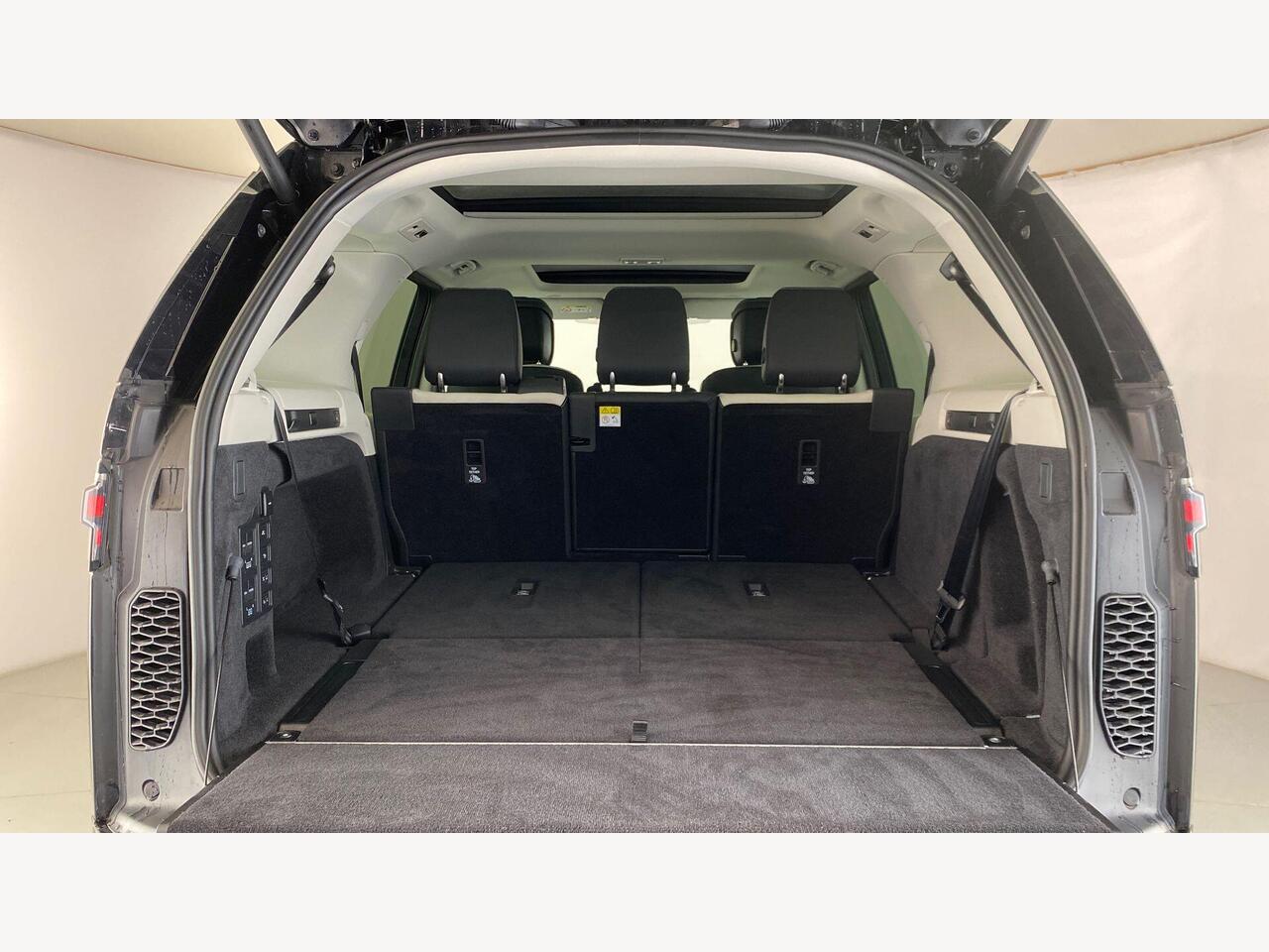 Used Land Rover Discovery 2024 for sale - 77372777: Photo 10