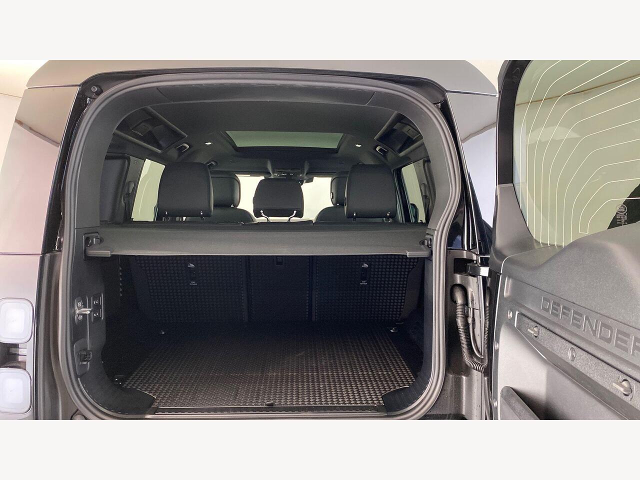 Used Land Rover Defender 2026 for sale - 77685582: Photo 10