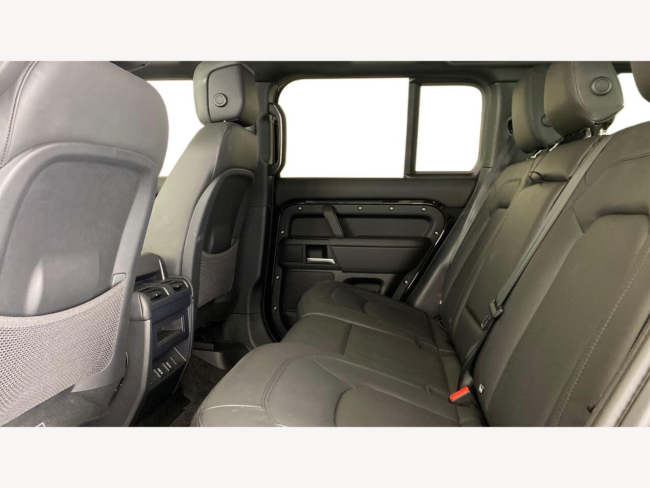 Used Land Rover Defender 2026 for sale - 77685582: Photo 4