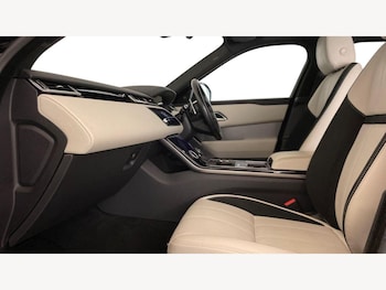 Used Land Rover Range Rover Velar 2018 for sale - 76673605: Photo