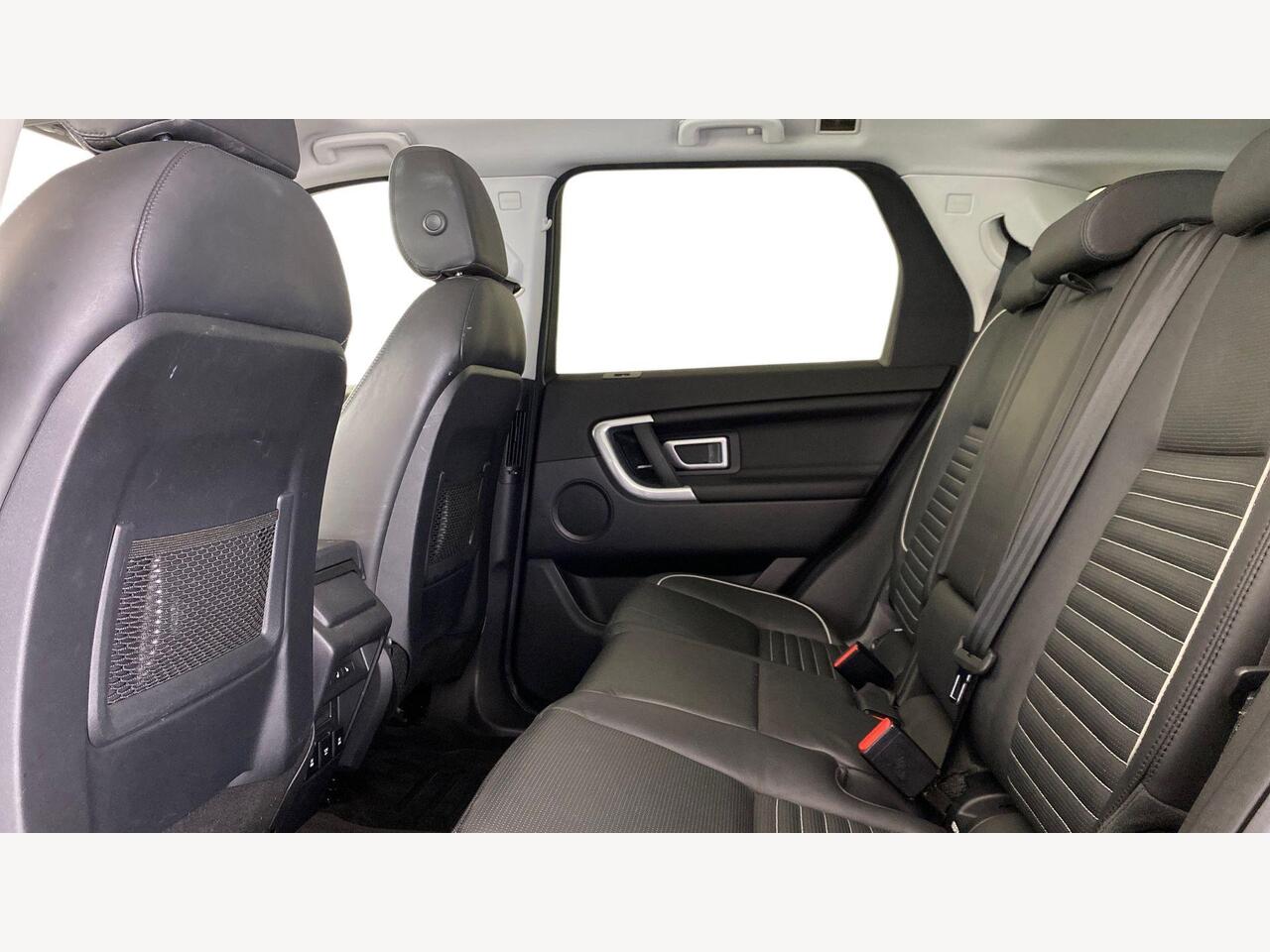 Used Land Rover Discovery Sport 2018 for sale - 76673656: Photo 4