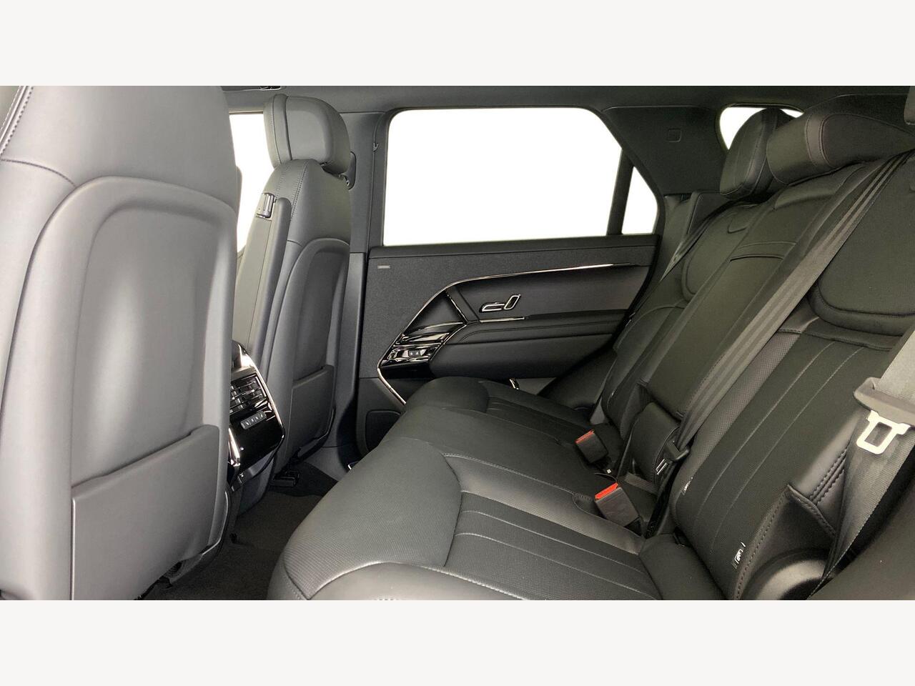 Used Land Rover Range Rover Sport 2025 for sale - 76679116: Photo 4