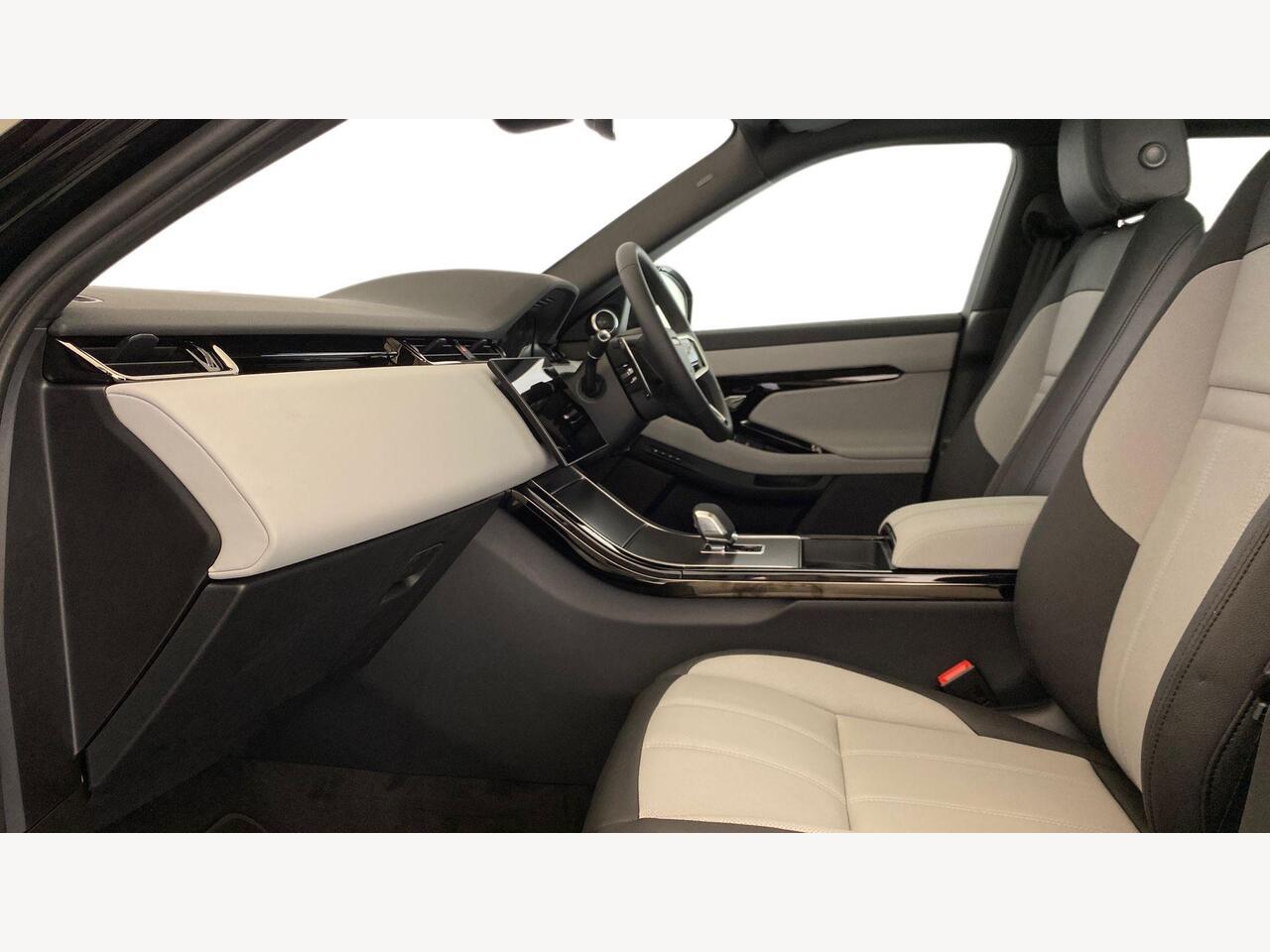 Used Land Rover Range Rover Evoque 2025 for sale - 76680724: Photo 3
