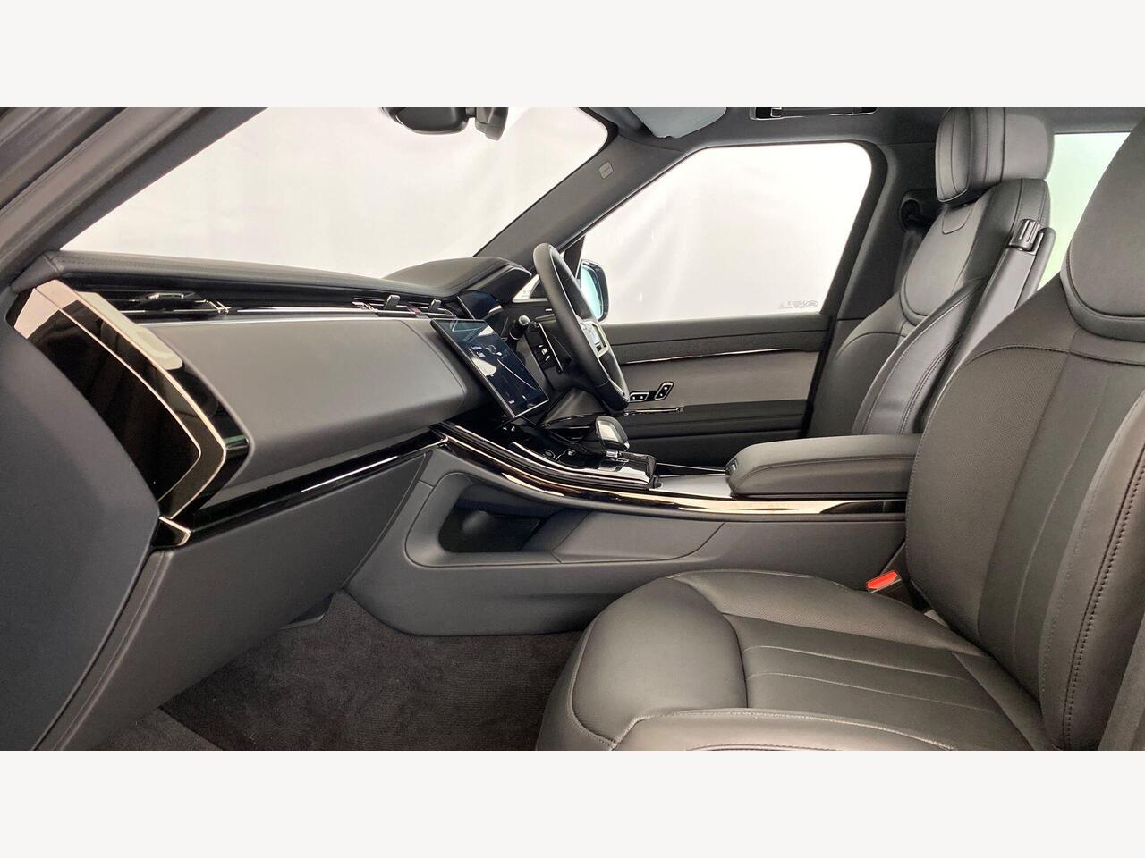 Used Land Rover Range Rover Sport 2025 for sale - 76679996: Photo 3