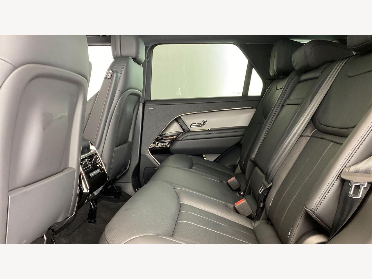 Used Land Rover Range Rover Sport 2025 for sale - 76679996: Photo 4