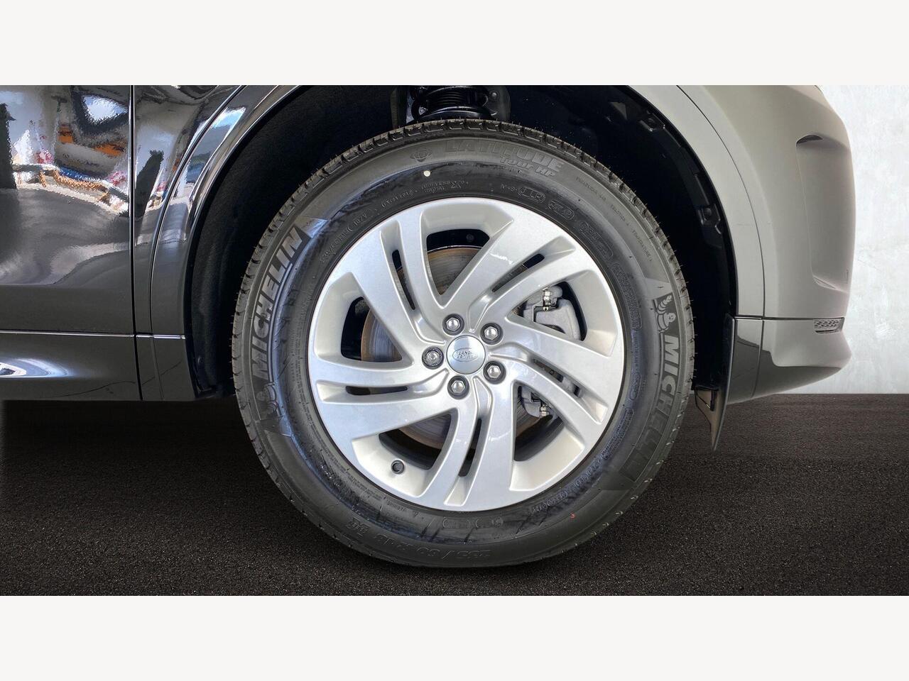Used Land Rover Discovery Sport 2025 for sale - 77418506: Photo 8