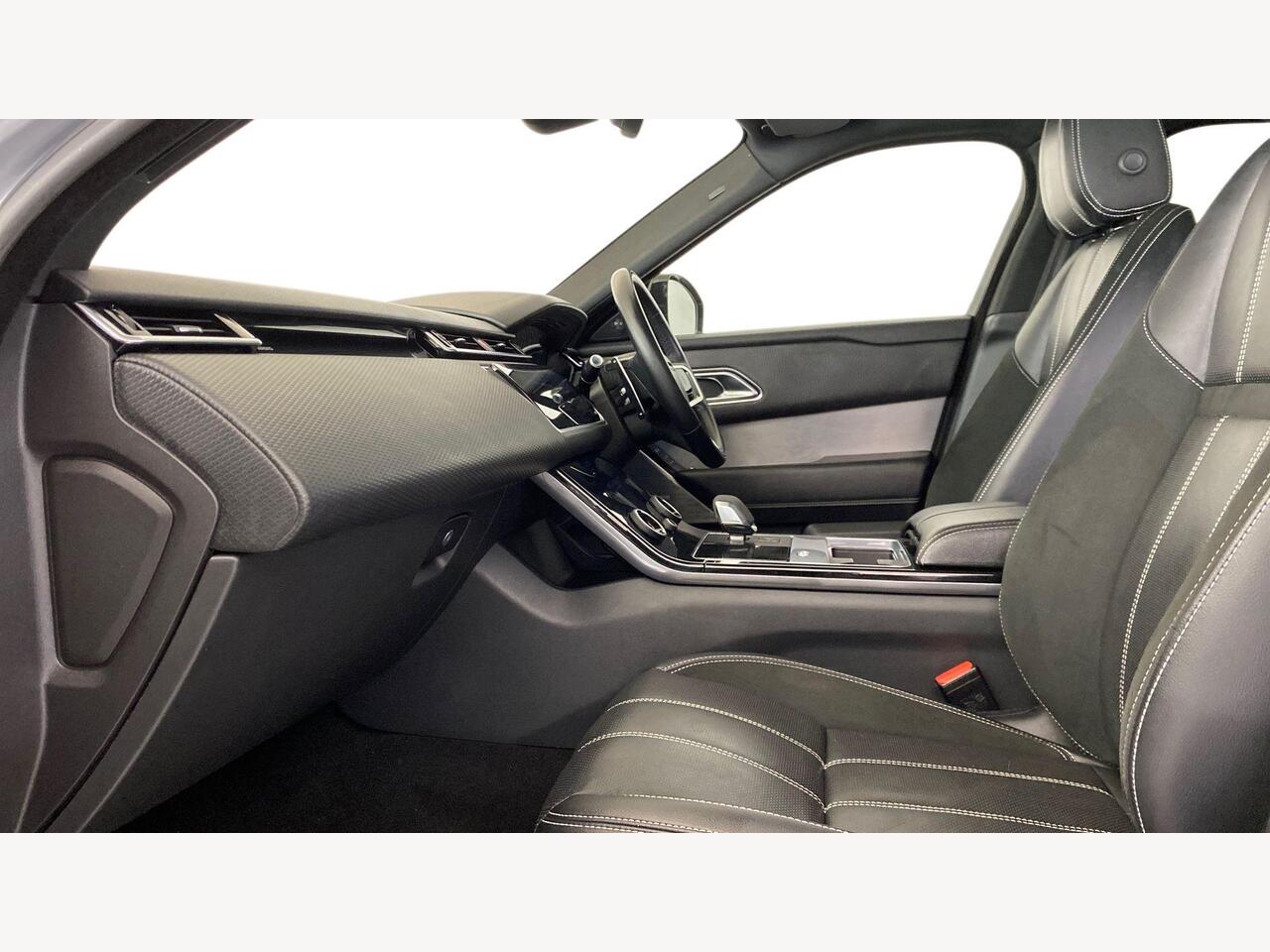 Used Land Rover Range Rover Velar 2021 for sale - 76674364: Photo 4