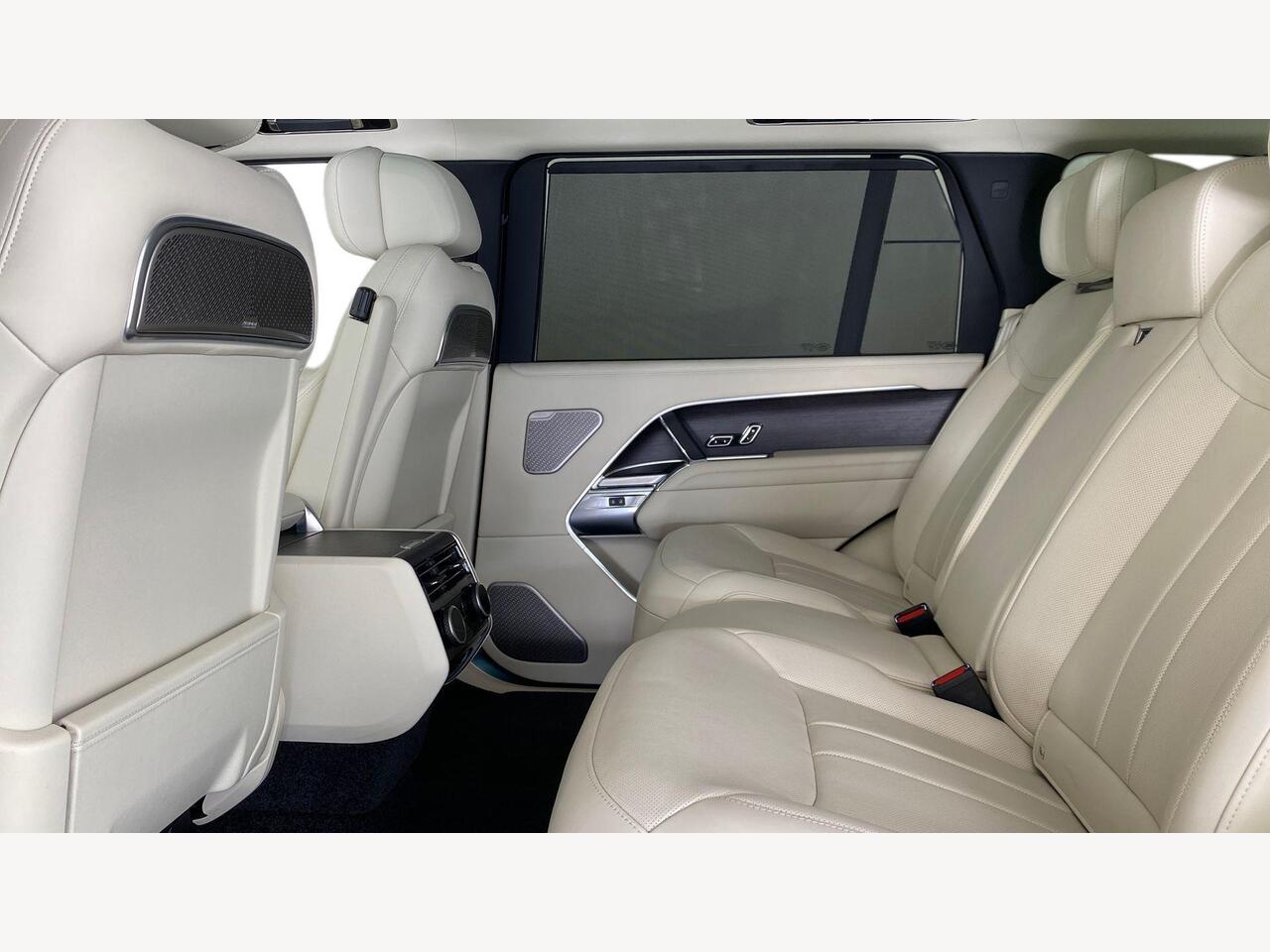 Used Land Rover Range Rover 2025 for sale - 76680169: Photo 4