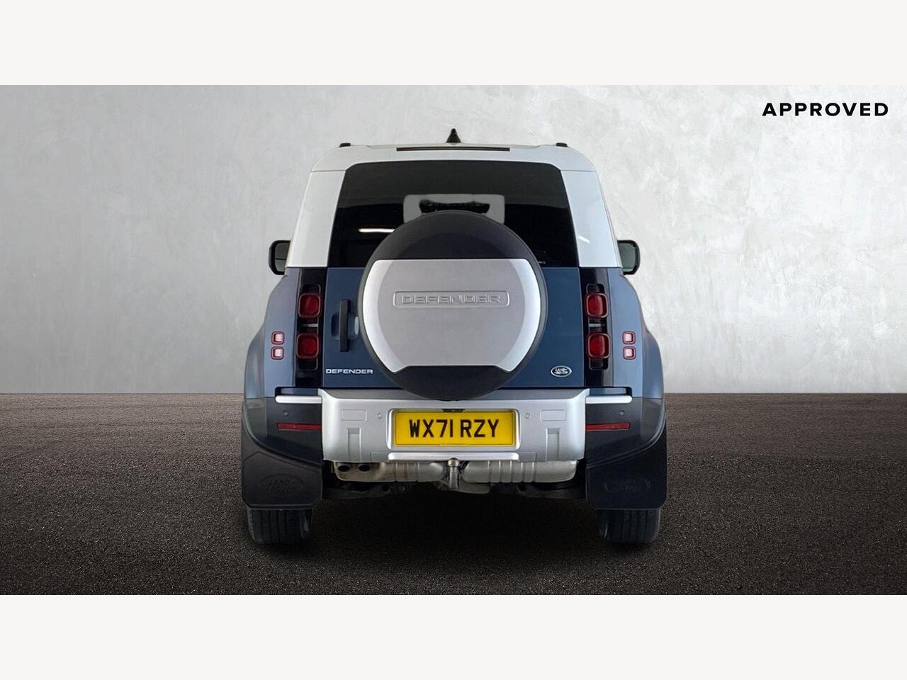 Used Land Rover Defender 2021 for sale - 77050857: Photo 7