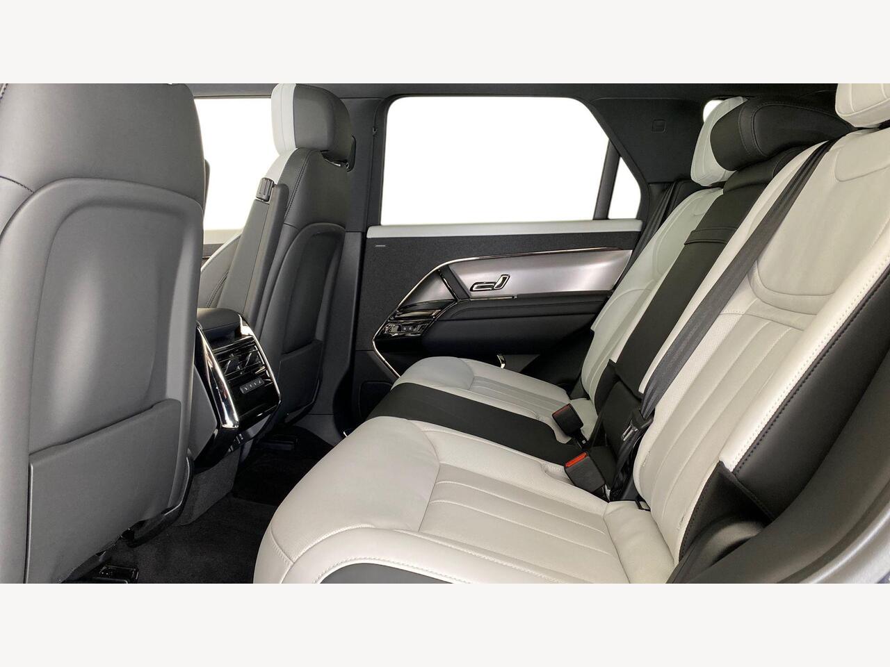 Used Land Rover Range Rover Sport 2026 for sale - 78005400: Photo 4