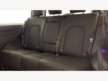 Used Land Rover Defender 2025 for sale - 76680289: Photo