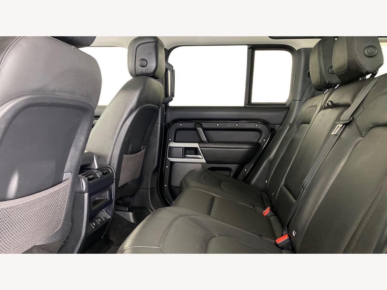 Used Land Rover Defender 2024 for sale - 78070818: Photo 4