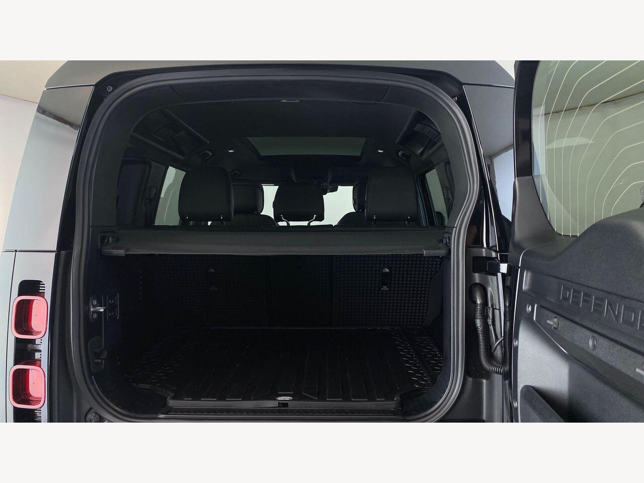 Used Land Rover Defender 2025 for sale - 77346495: Photo 10