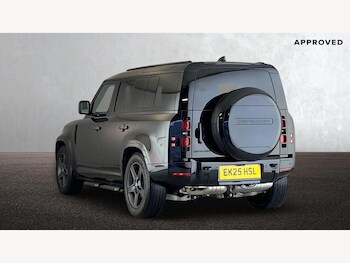 Used Land Rover Defender 2025 for sale - 77346495: Photo