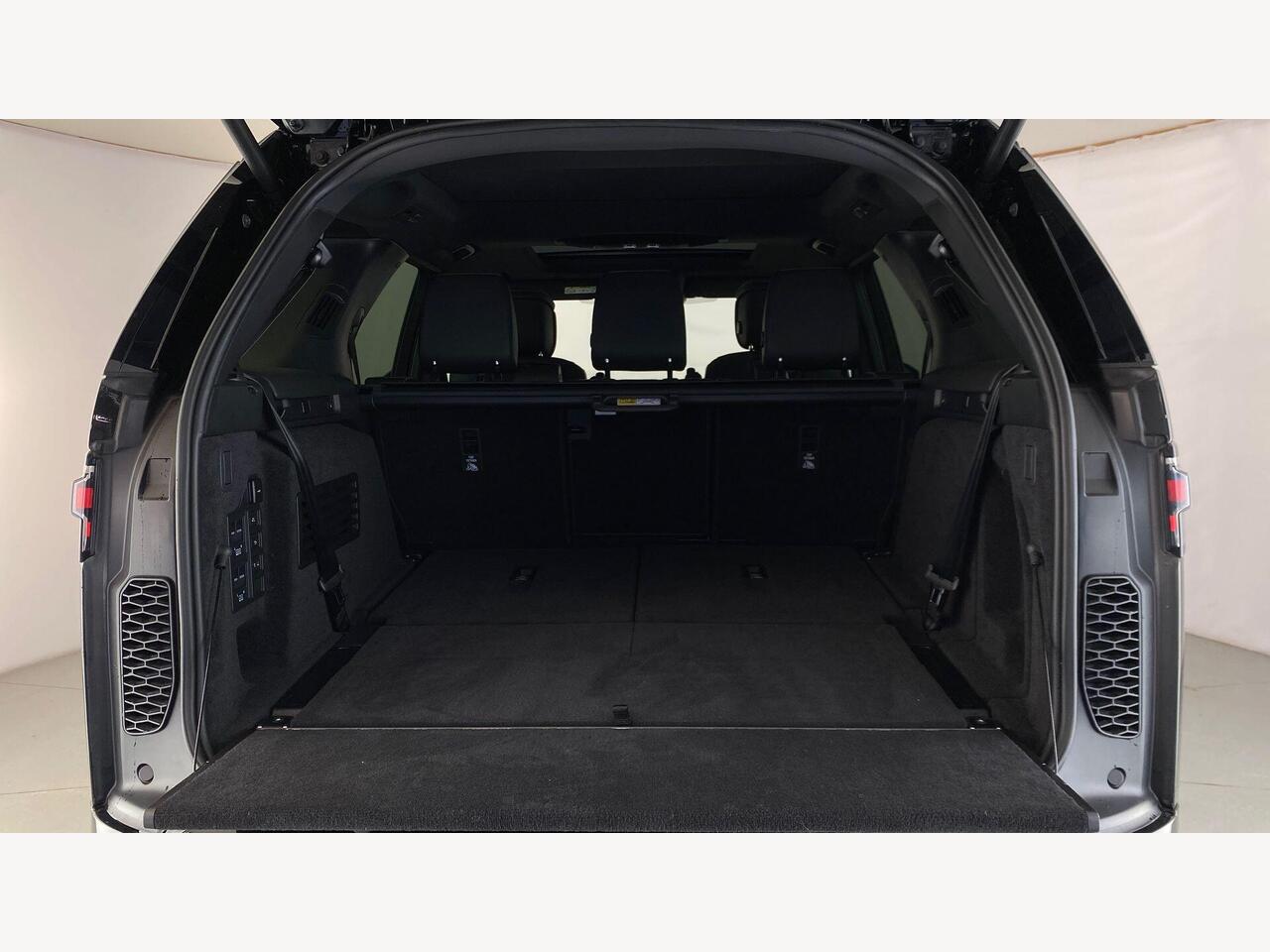 Used Land Rover Discovery 2026 for sale - 77512331: Photo 10