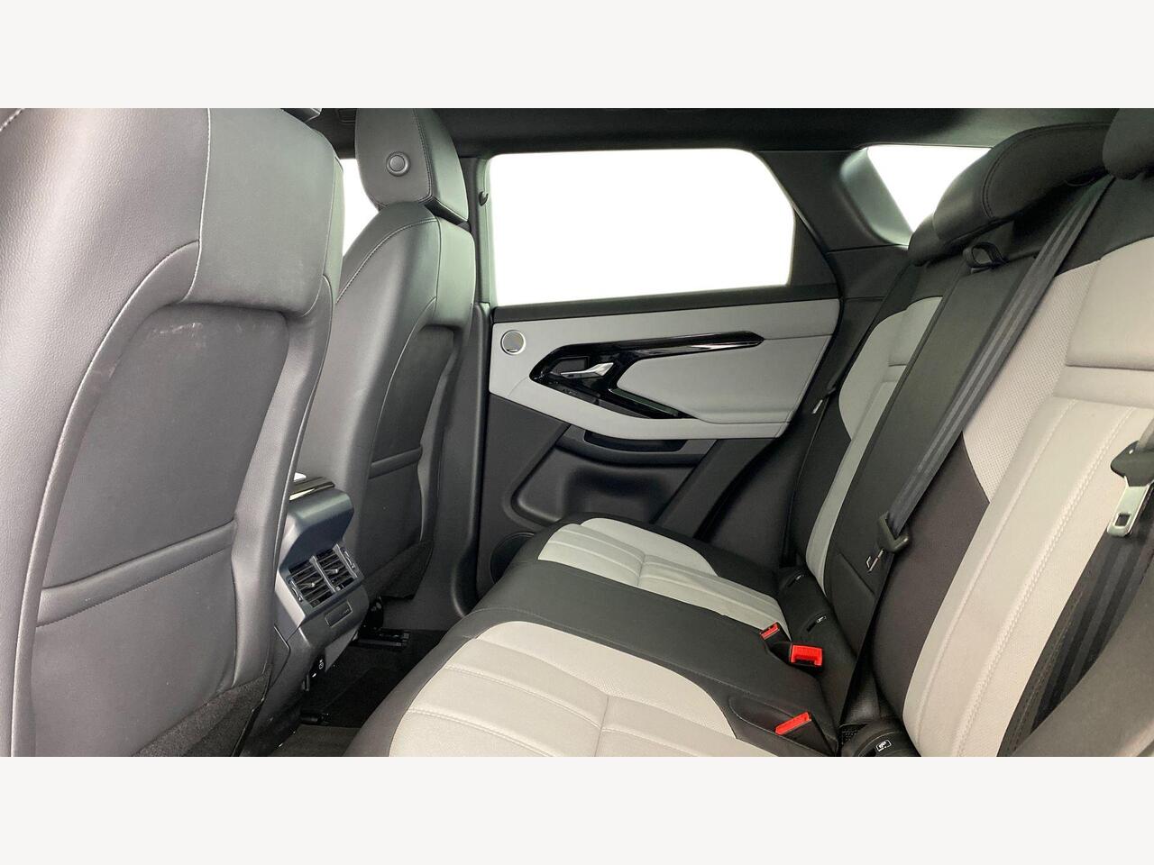 Used Land Rover Range Rover Evoque 2025 for sale - 78149004: Photo 4