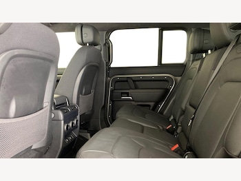 Used Land Rover Defender 2024 for sale - 77372717: Photo