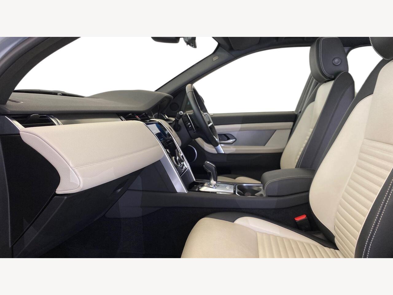 Used Land Rover Discovery Sport 2022 for sale - 76673611: Photo 4