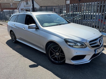 Used Mercedes-Benz E Class 2013 for sale - 79566625: Photo