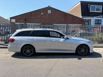 Used Mercedes-Benz E Class 2013 for sale - 79566625: Photo