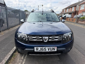 Used Dacia Duster 2015 for sale - 79600346: Photo