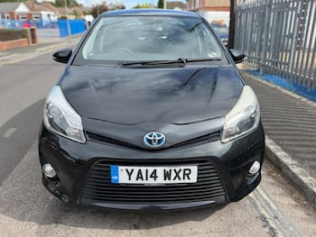 Used Toyota Yaris 2014 for sale - 79668401: Photo