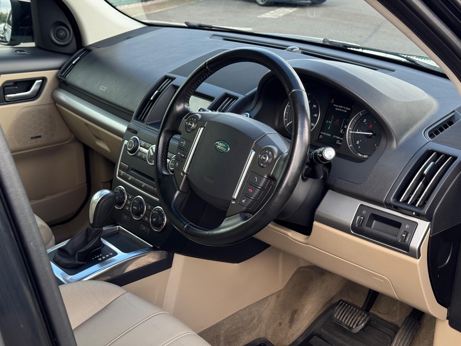 Used Land Rover Freelander 2 2013 for sale - 76013175: Photo 16