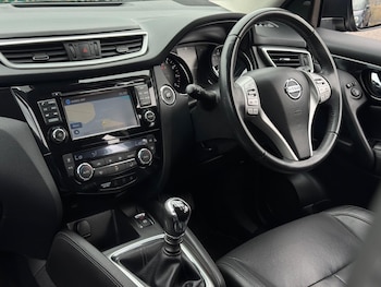 Used Nissan Qashqai 2015 for sale - 75623342: Photo