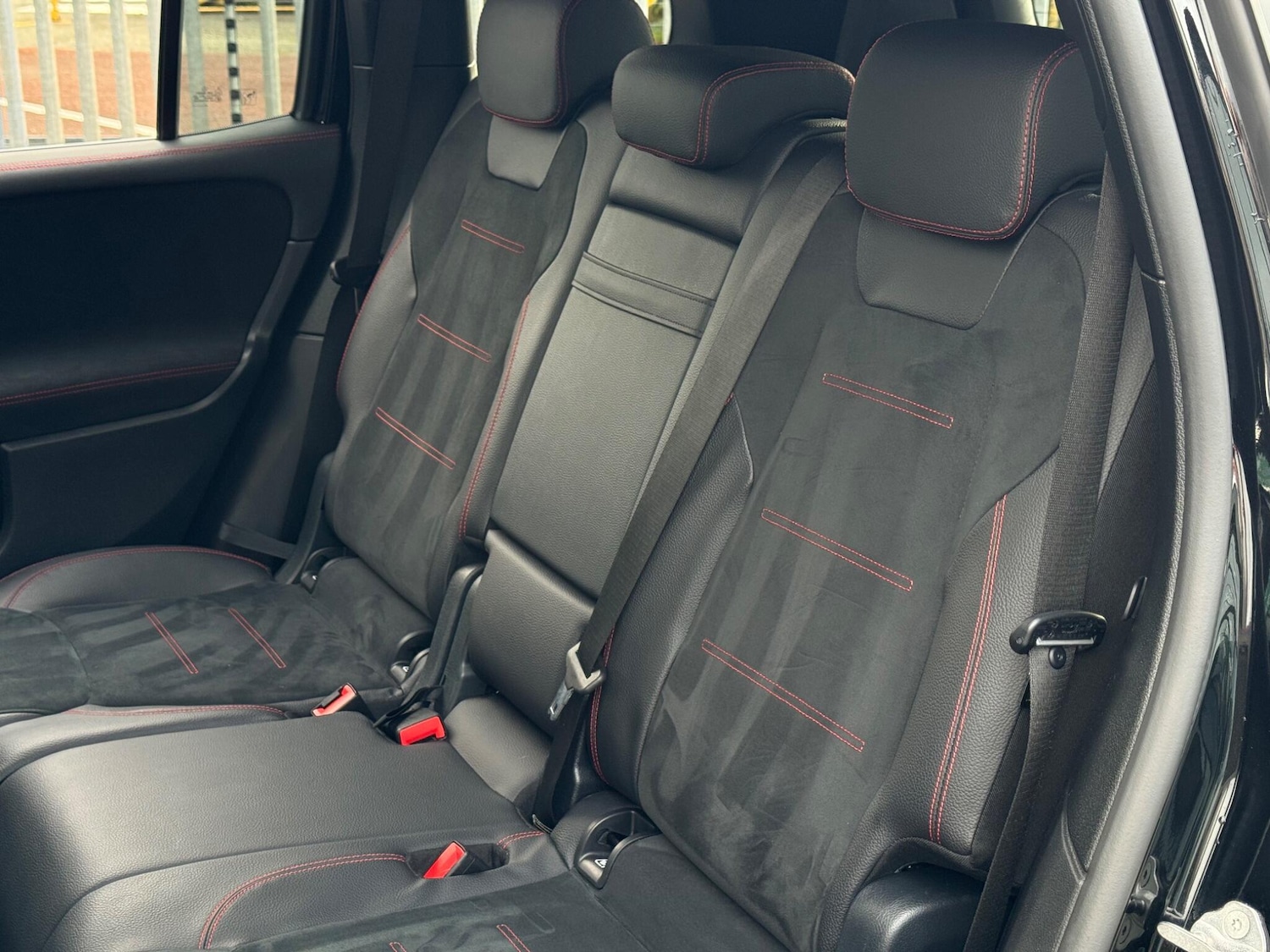 Used Mercedes-Benz GLB 2021 for sale - 76989979: Photo 30