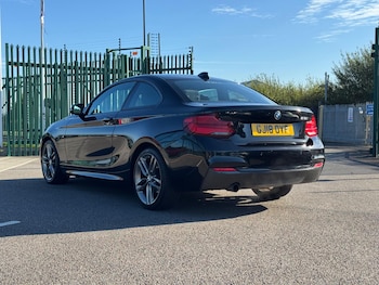 Used BMW 2 Series 2018 for sale - 76042375: Photo