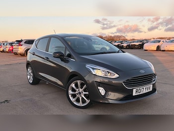 Used Ford Fiesta 2017 for sale - 76714762: Photo