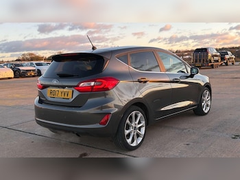 Used Ford Fiesta 2017 for sale - 76714762: Photo