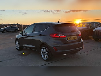 Used Ford Fiesta 2017 for sale - 76714762: Photo