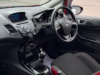 Used Ford Fiesta 2016 for sale - 75430930: Photo