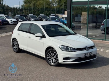 Volkswagen - Golf