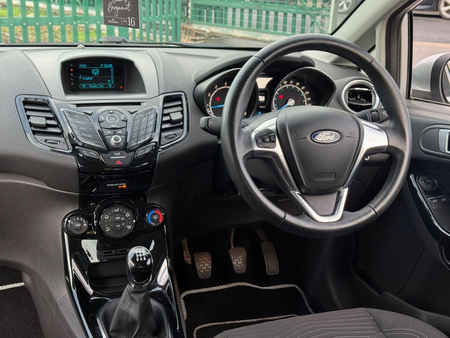 Used Ford Fiesta 2015 for sale - 76337025: Photo 17