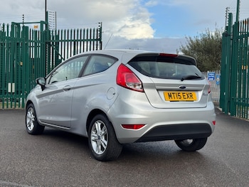 Used Ford Fiesta 2015 for sale - 76337025: Photo