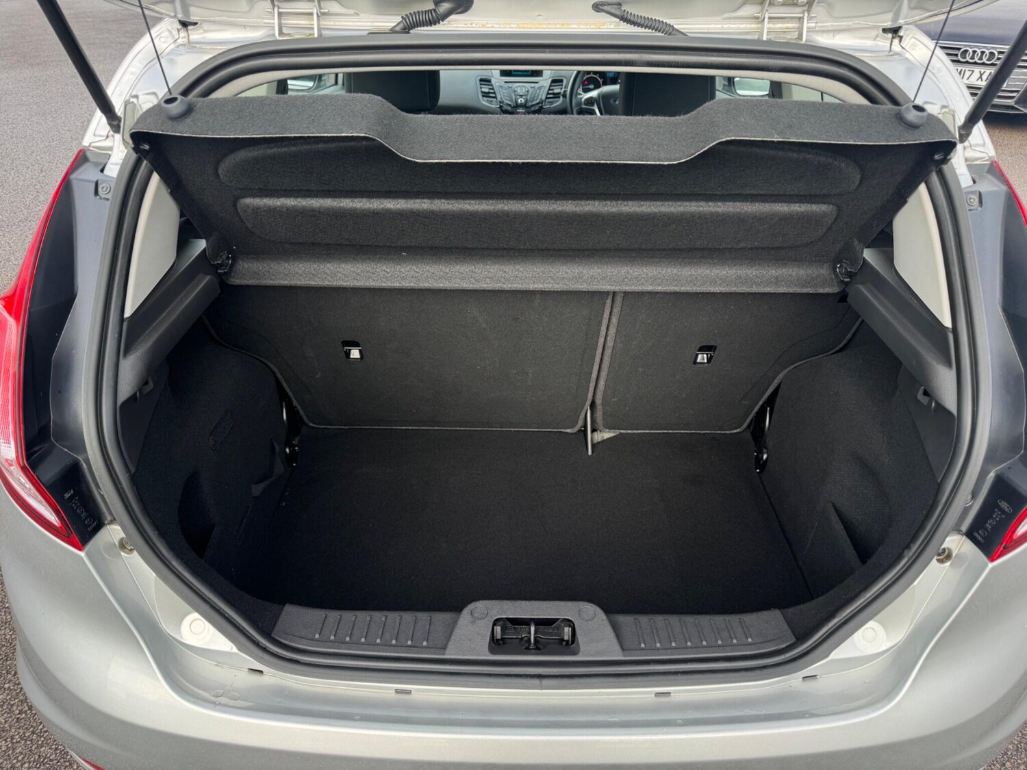 Used Ford Fiesta 2015 for sale - 76337025: Photo 30