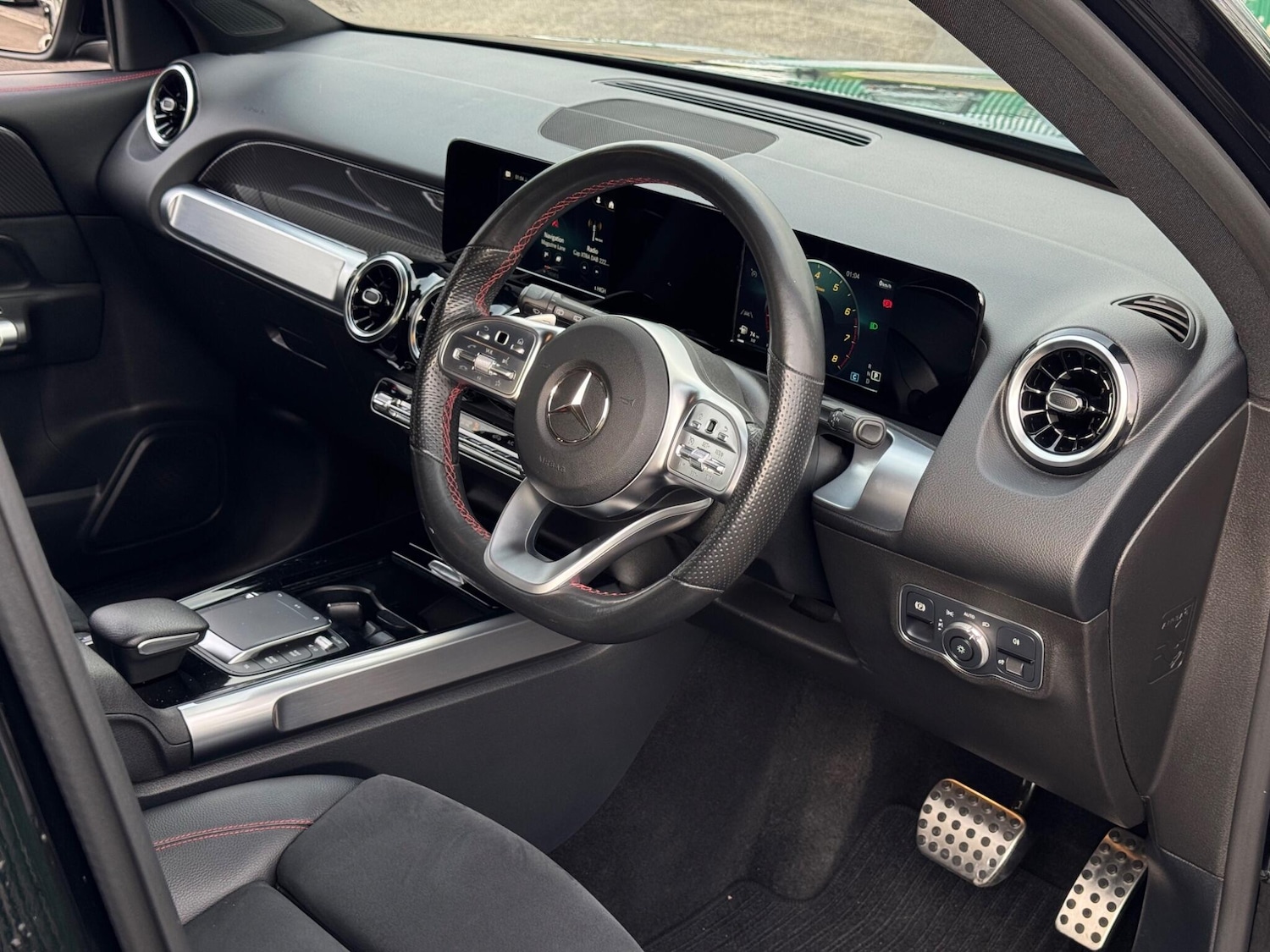 Used Mercedes-Benz GLB 2021 for sale - 76549071: Photo 17