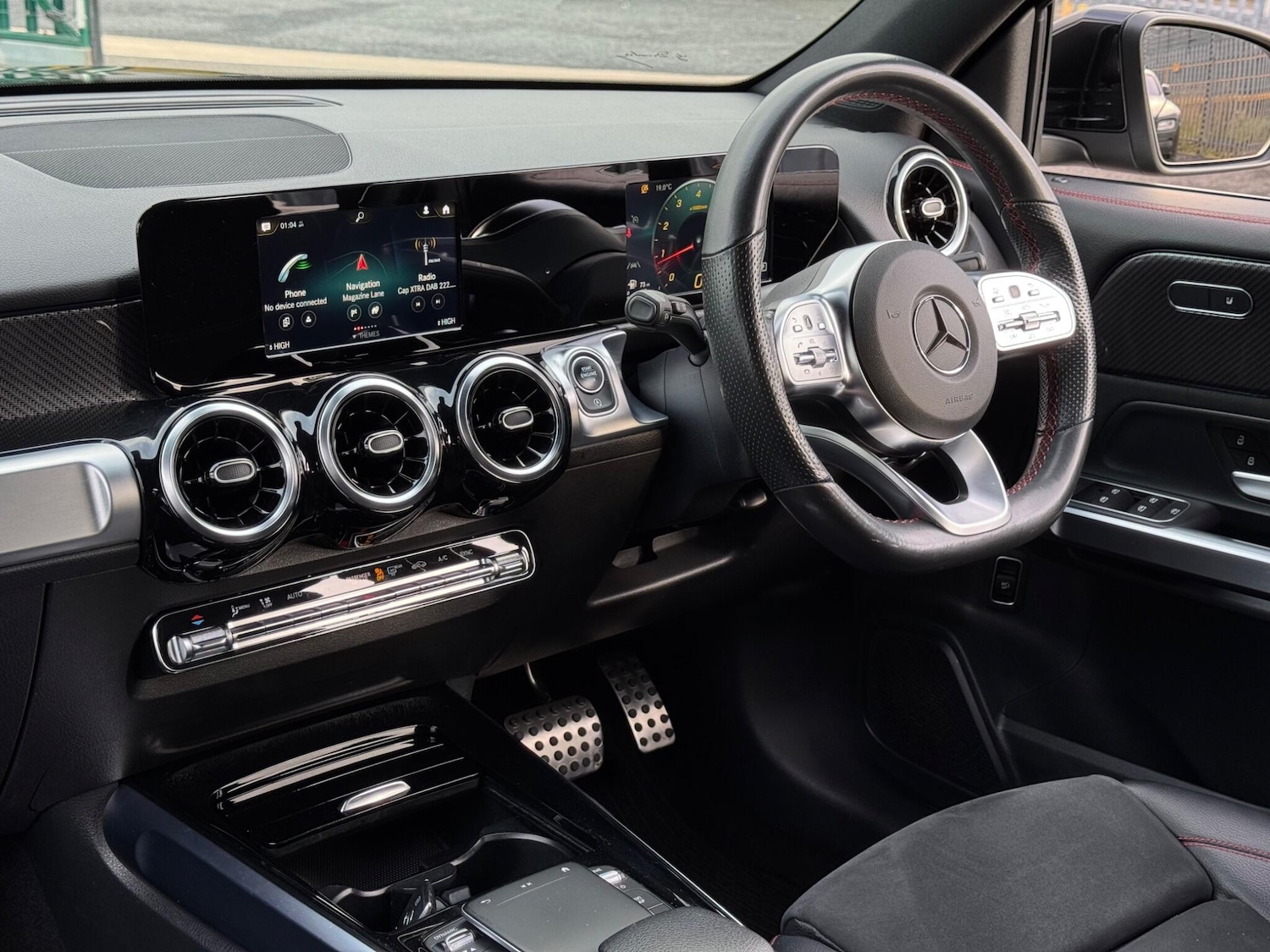 Used Mercedes-Benz GLB 2021 for sale - 76549071: Photo 3