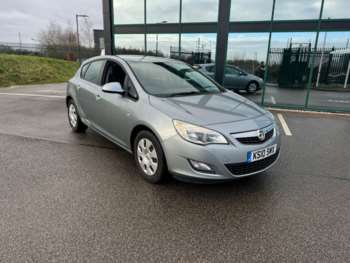 2010 (10) - 1.7 CDTi Exclusiv Euro 5 5dr