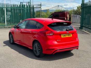 Used Ford Focus 2017 for sale - 74564615: Photo