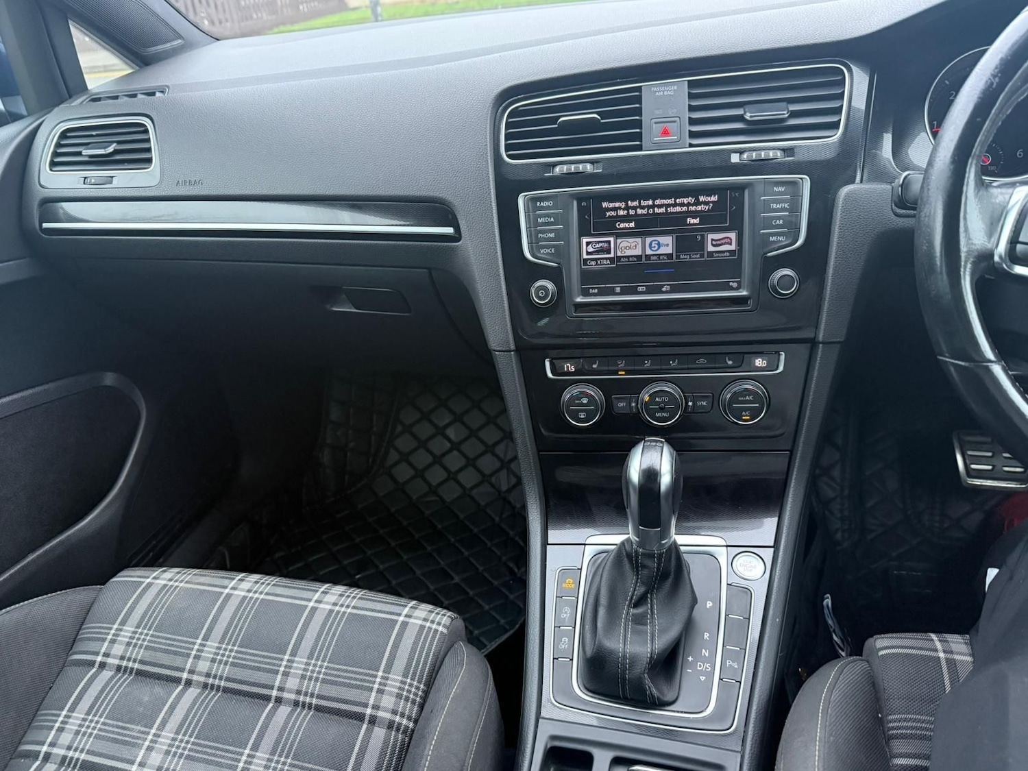 Used Volkswagen Golf 2016 for sale - 77269482: Photo 17