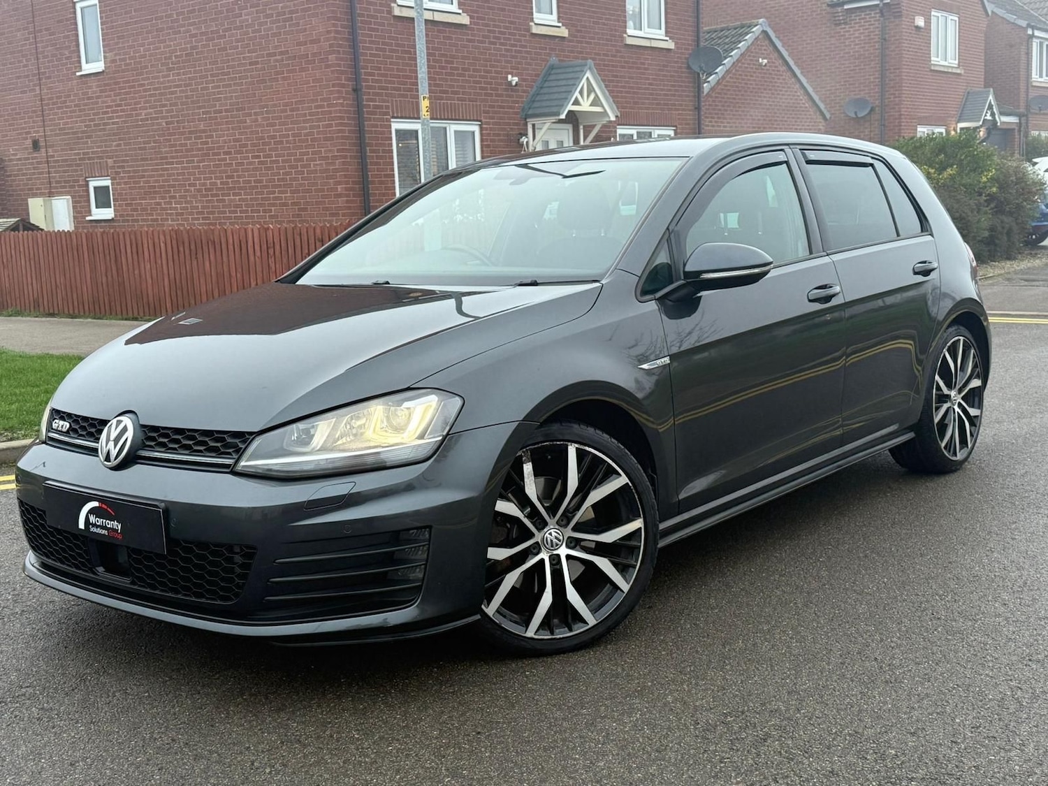Used Volkswagen Golf 2016 for sale - 77269482: Photo 2