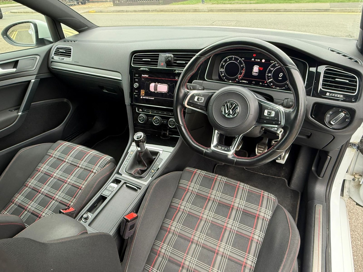 Used Volkswagen Golf 2019 for sale - 77795197: Photo 16