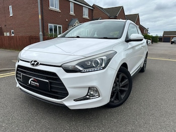 Used Hyundai i20 2015 for sale - 78293856: Photo