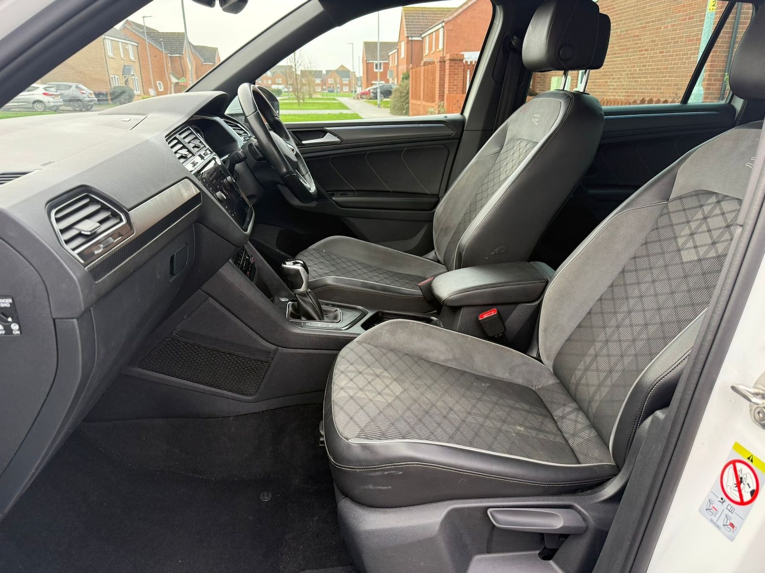 Used Volkswagen Tiguan 2023 for sale - 77269490: Photo 12