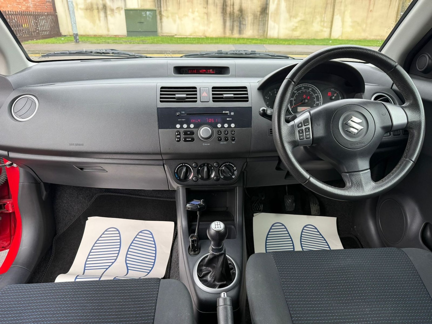 Used Suzuki Swift 2011 for sale - 77685854: Photo 14